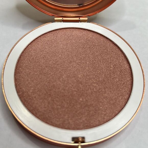 Storybook Cosmetics Hunger Games Revolution Highlighter Collection NIB - Picture 11 of 11